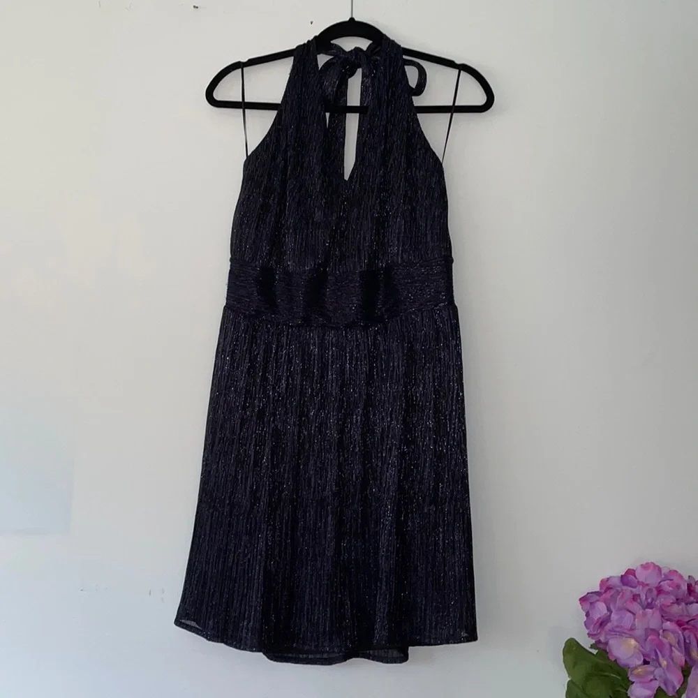 The Limited Sparkly Halterneck Dress- size Large NWT - Picture 1 of 5